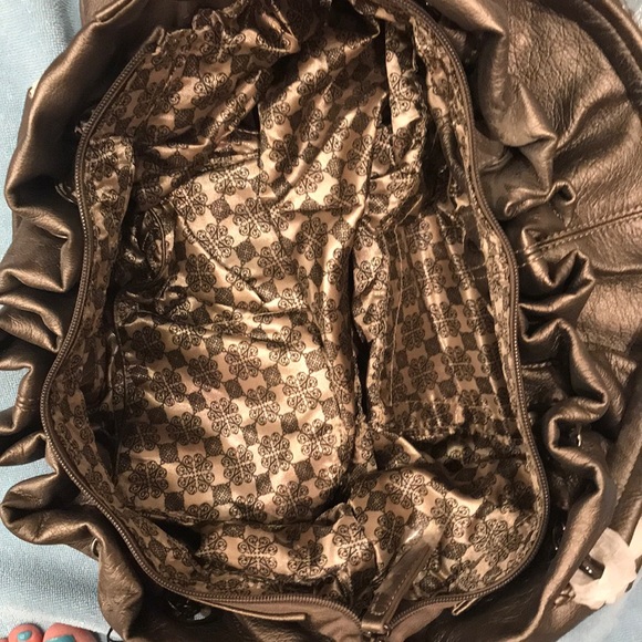 Large new silver purse - Picture 5 of 5